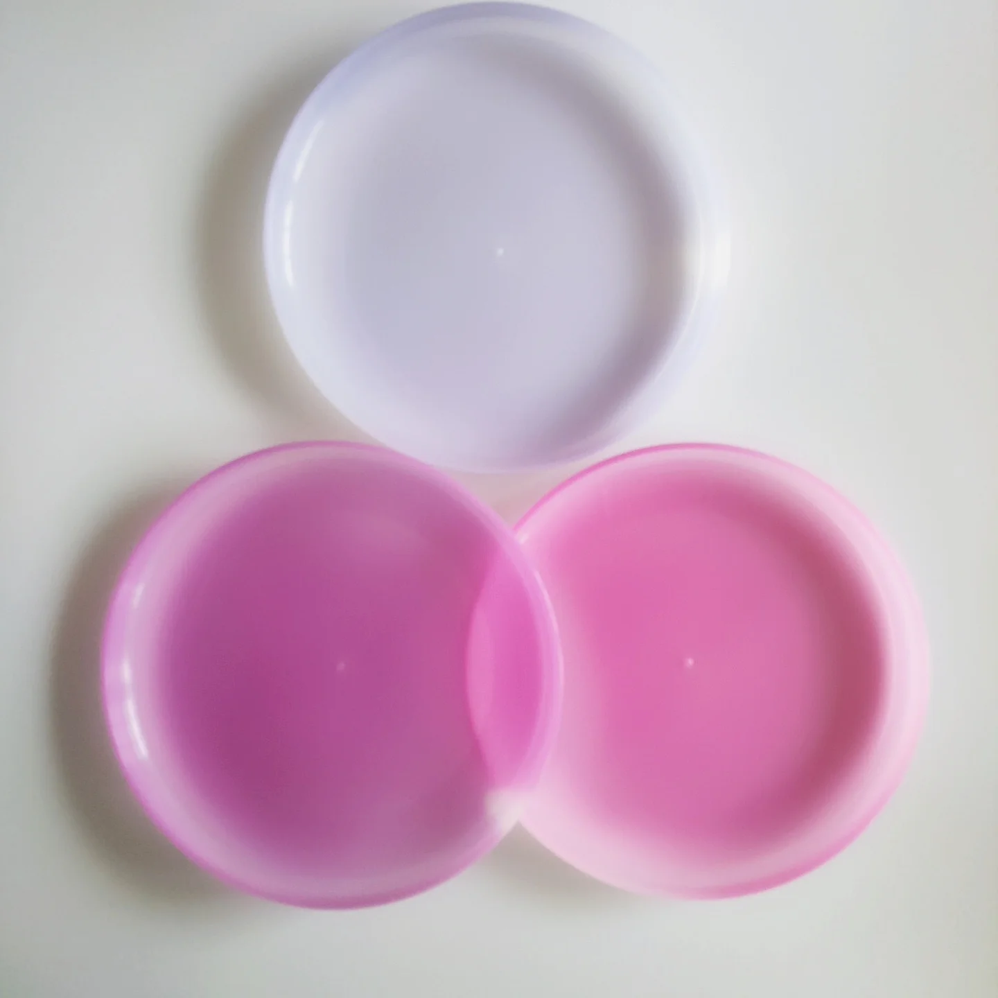 Hot Selling Innovative Outdoor UV Sensitive Color Changes Dog Flying Disc Game