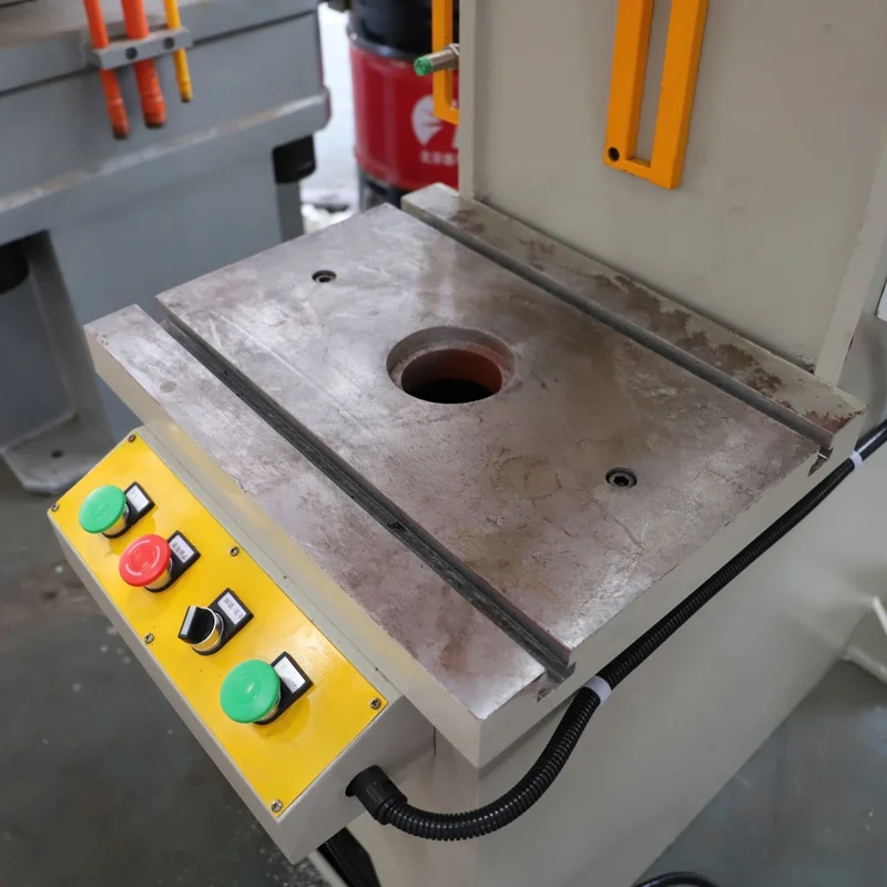 electric small c type 30 ton hydraulic press