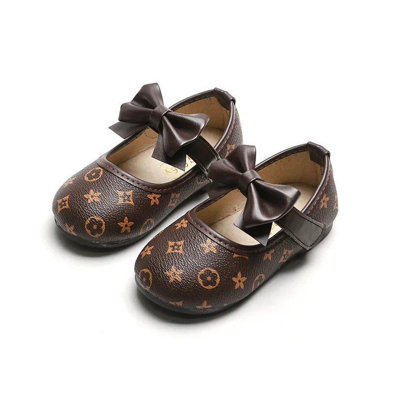 
Pu Upper Hot Sale Kids Shoes Fashion Girls Casual Sneaker 