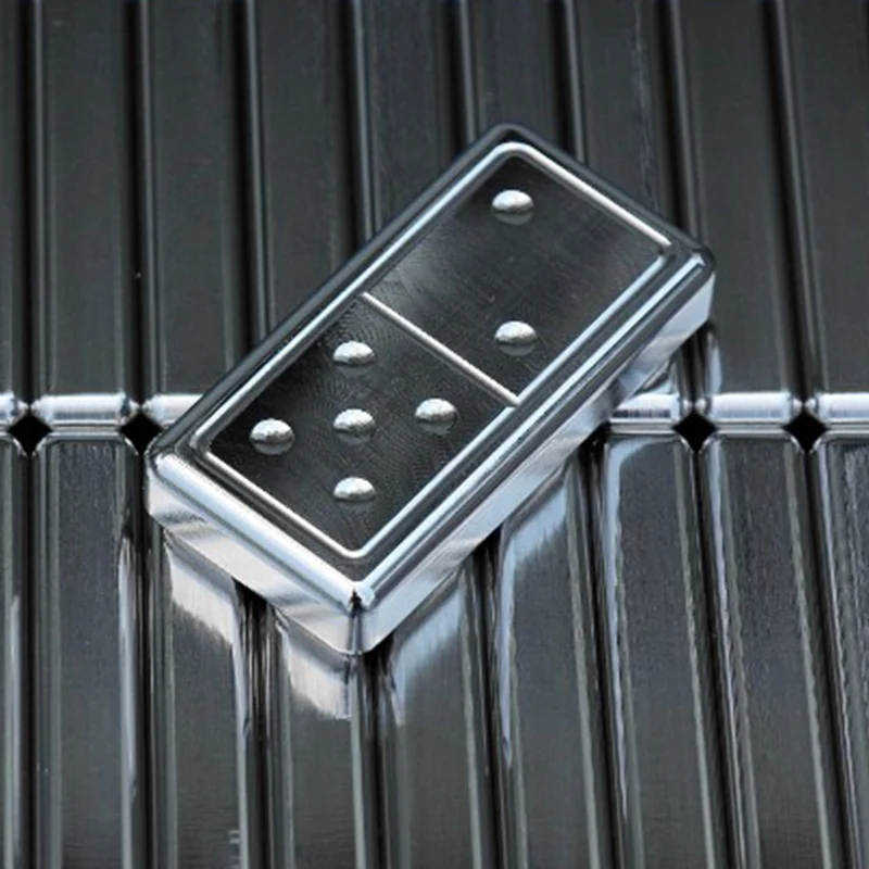 Пользовательские Логотип Путешествия домино игровой набор в металлической коробке металл домино