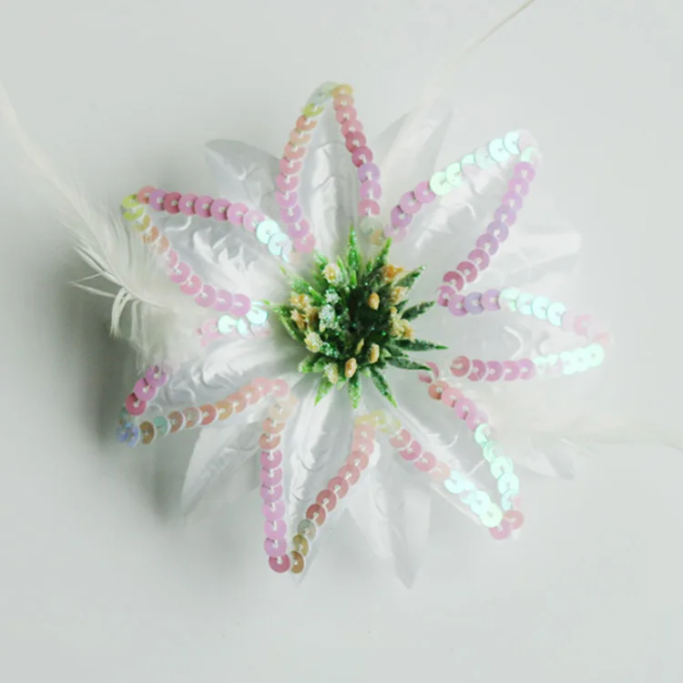 Event Wrist flower wedding party decor beauty sequin flower hair clip with feather