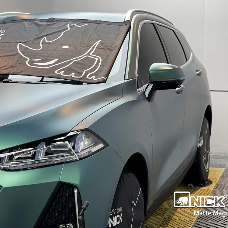 The New Matte Jade Green Color Car Wrap Vinyl Film Permanent Vinyl Photochromic Film Glitter Vinyl Camouflage