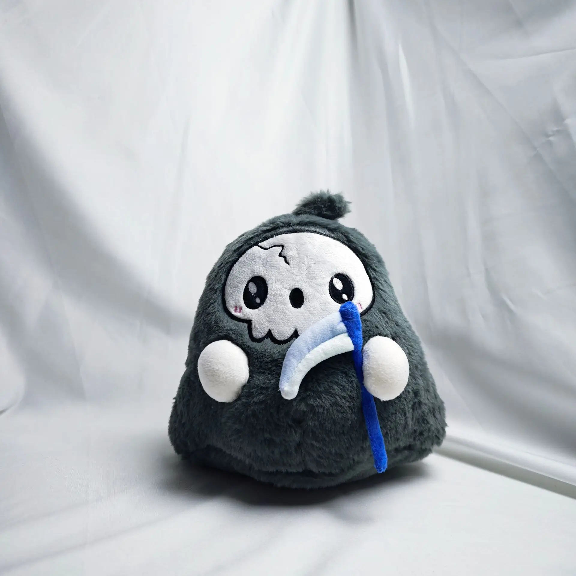 Spot Bird billed Doctor Plush Doll Crow Nurse Halloween Night Light Doll Absorption Doll