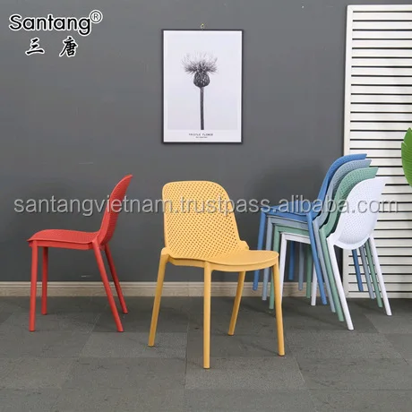
2020 New Morden design dining room furniture colorful plastic dining chairs 