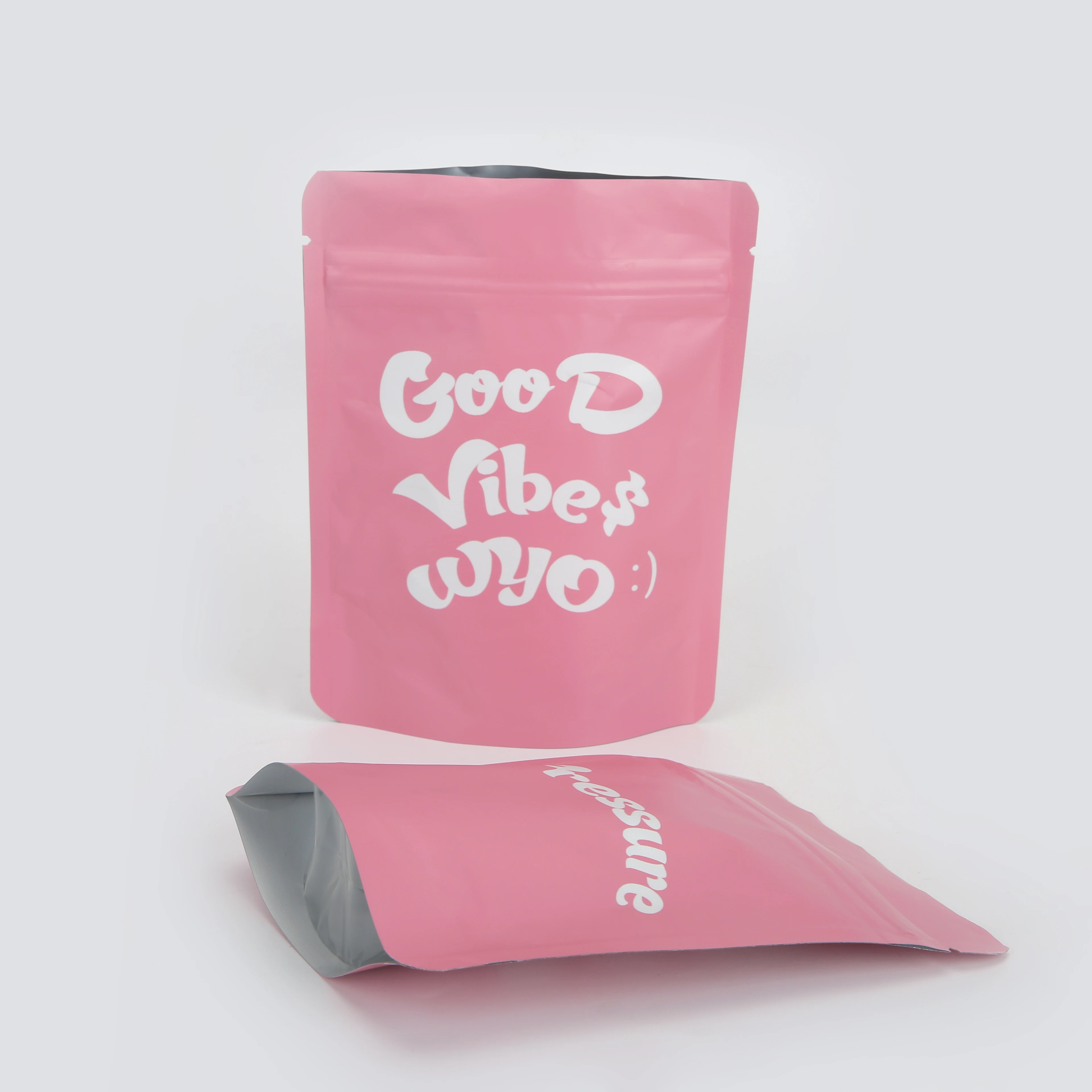 Smell proof weed mylar bag reusable child proof 3.5 PE zipper lock packaging bag with customized logo