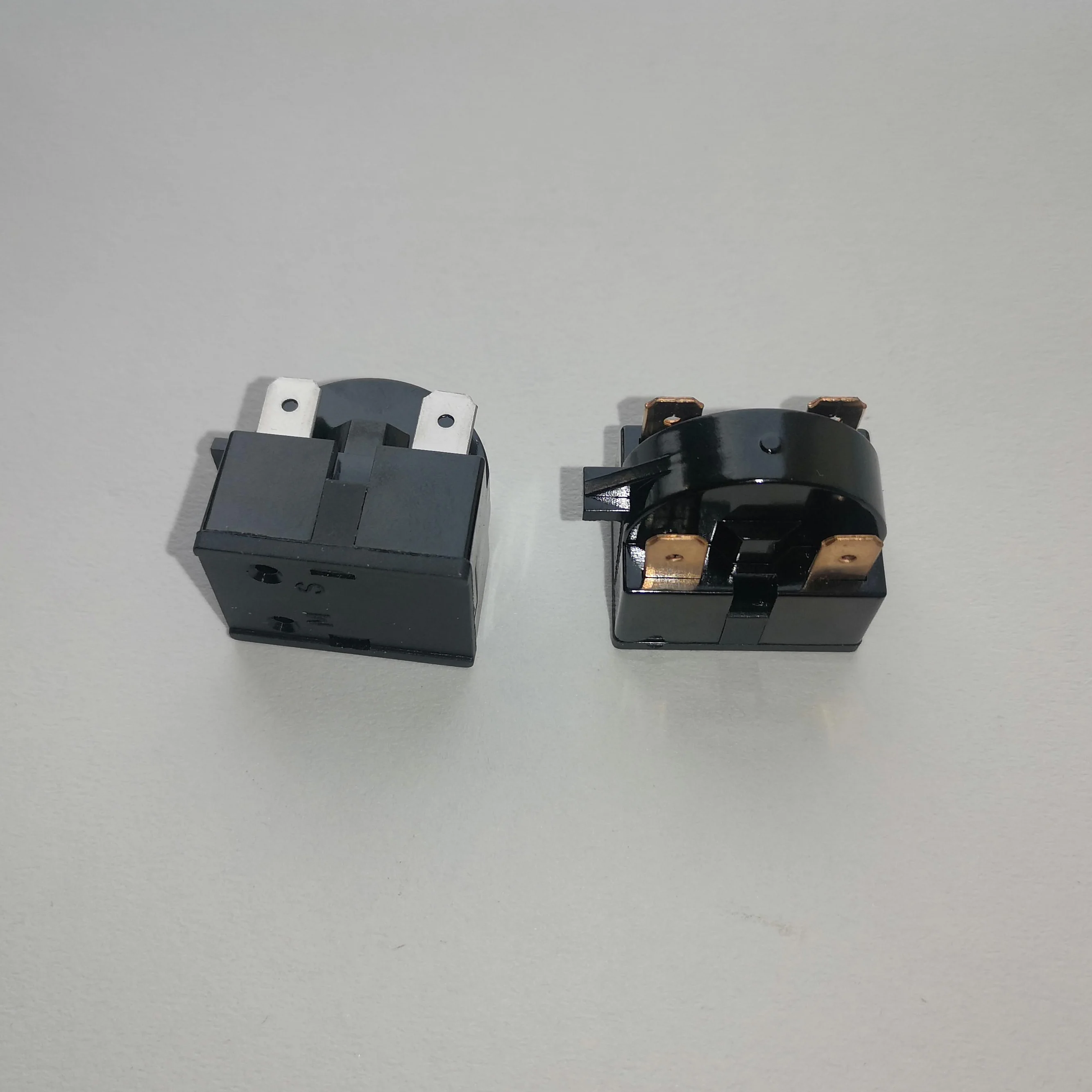 Hot Selling Overload Protector Refrigerator Compressor 4TM  Overload Protector PTC Relay