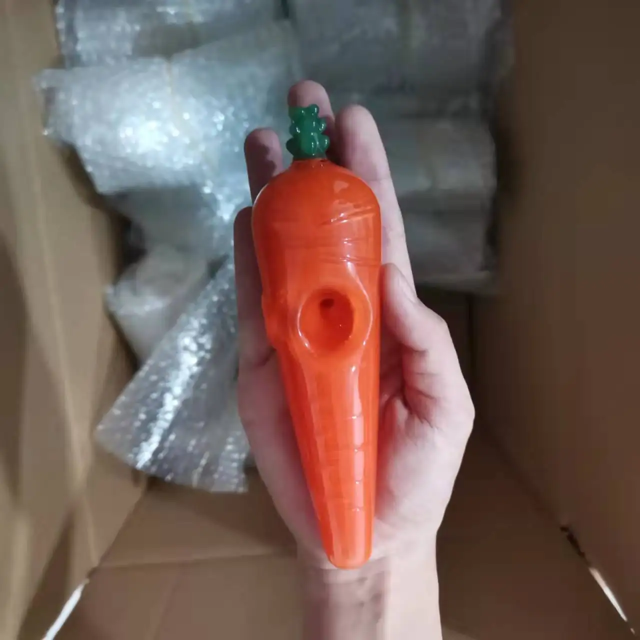 Цветные стеклянные изделия