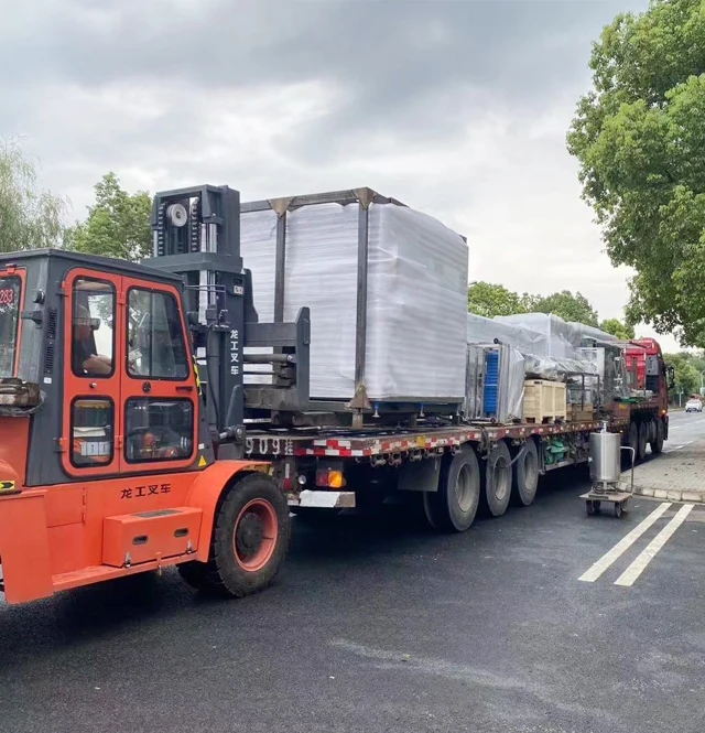 Automatic Rotary 5000BPH Water Filling Machine For 200 - 2000 ML Bottles From Chinese Factory