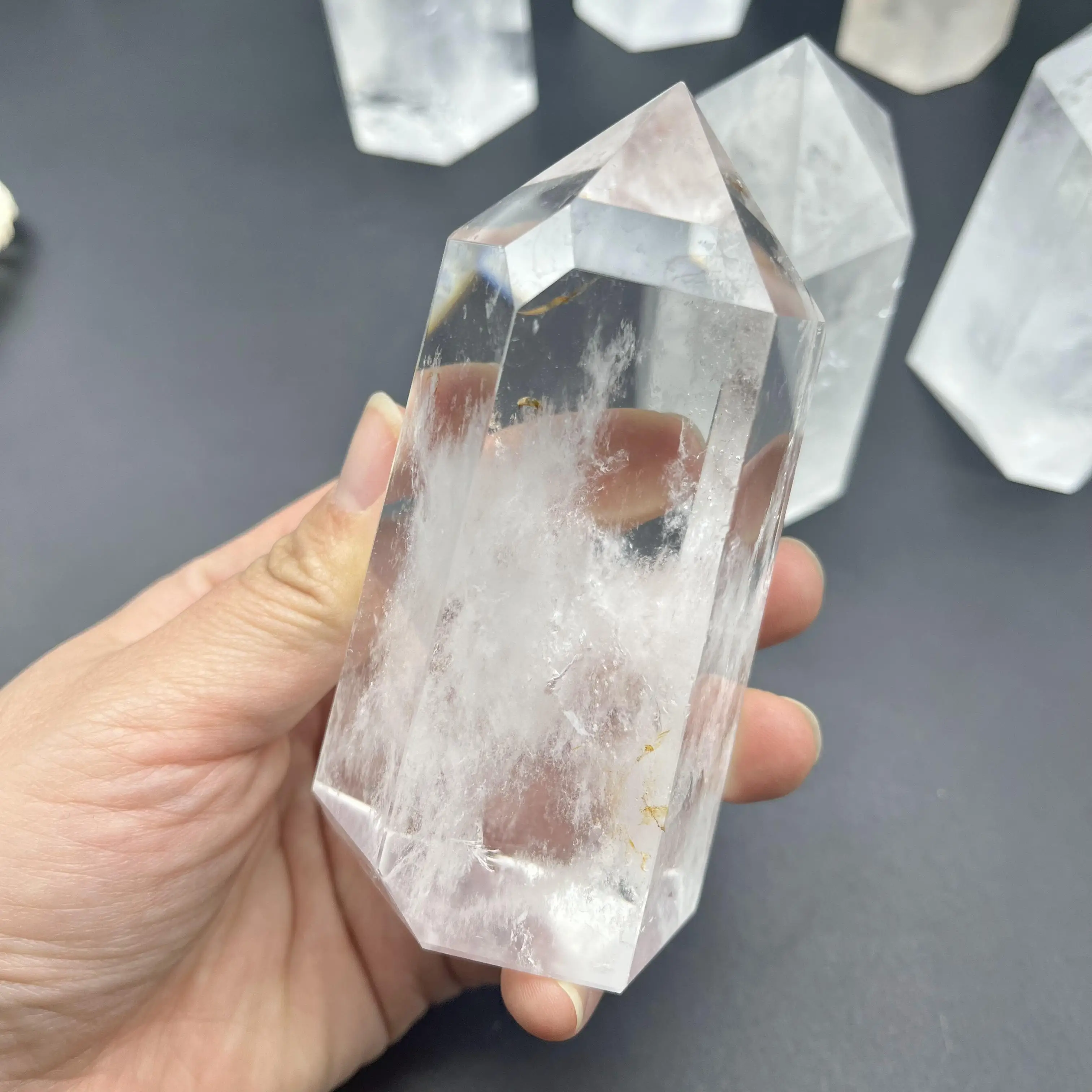 Wholesale high quality natural crystals healing quartz towers clear quartz point wand tower folk crafts for home decoration