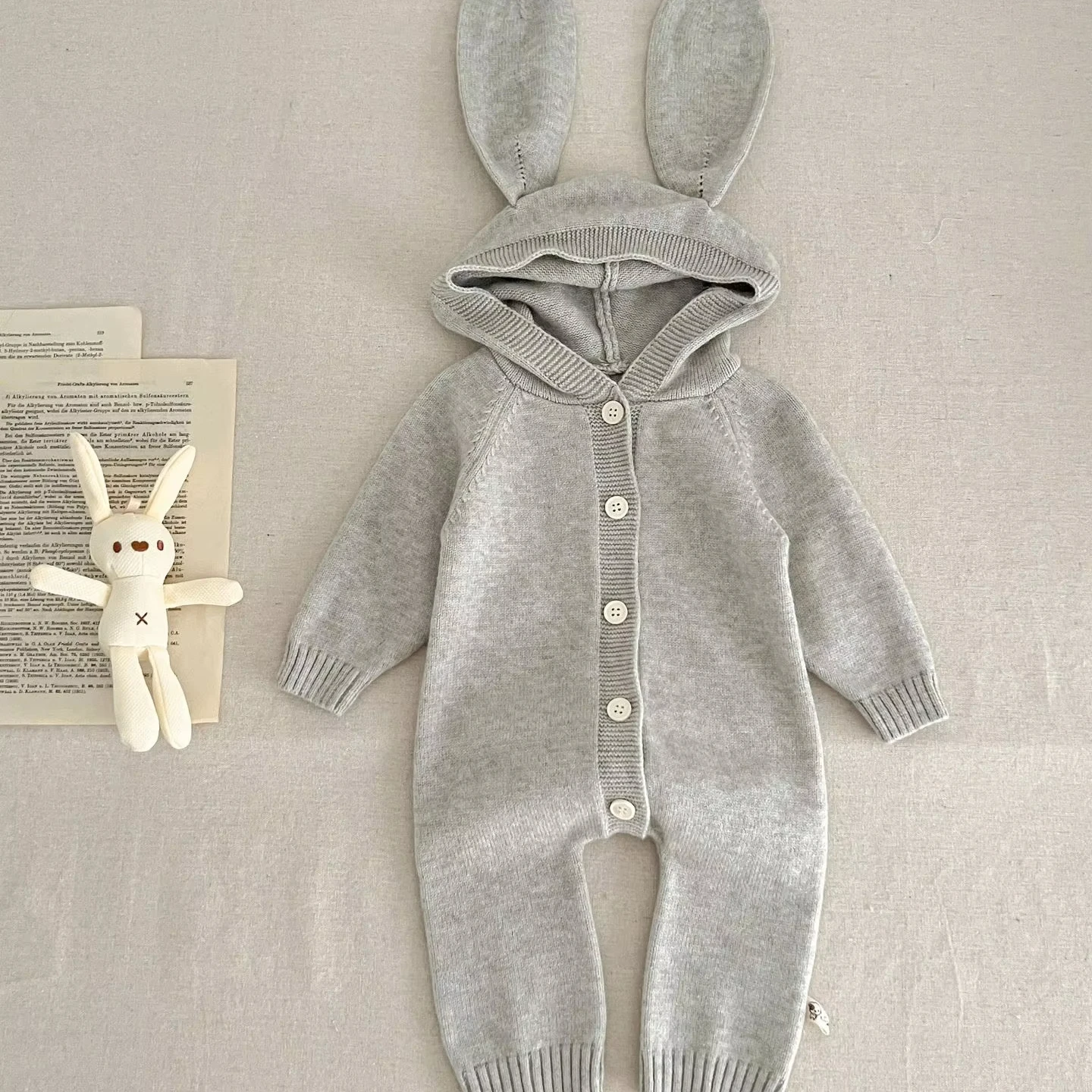 New Arrival Baby Rompers Sets Long Sleeve Cute Knitted Button Newborn Baby Rompers With Windbreaker Ball Hat