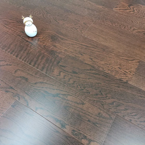 Dark colour environmental  oak engineered  flooring