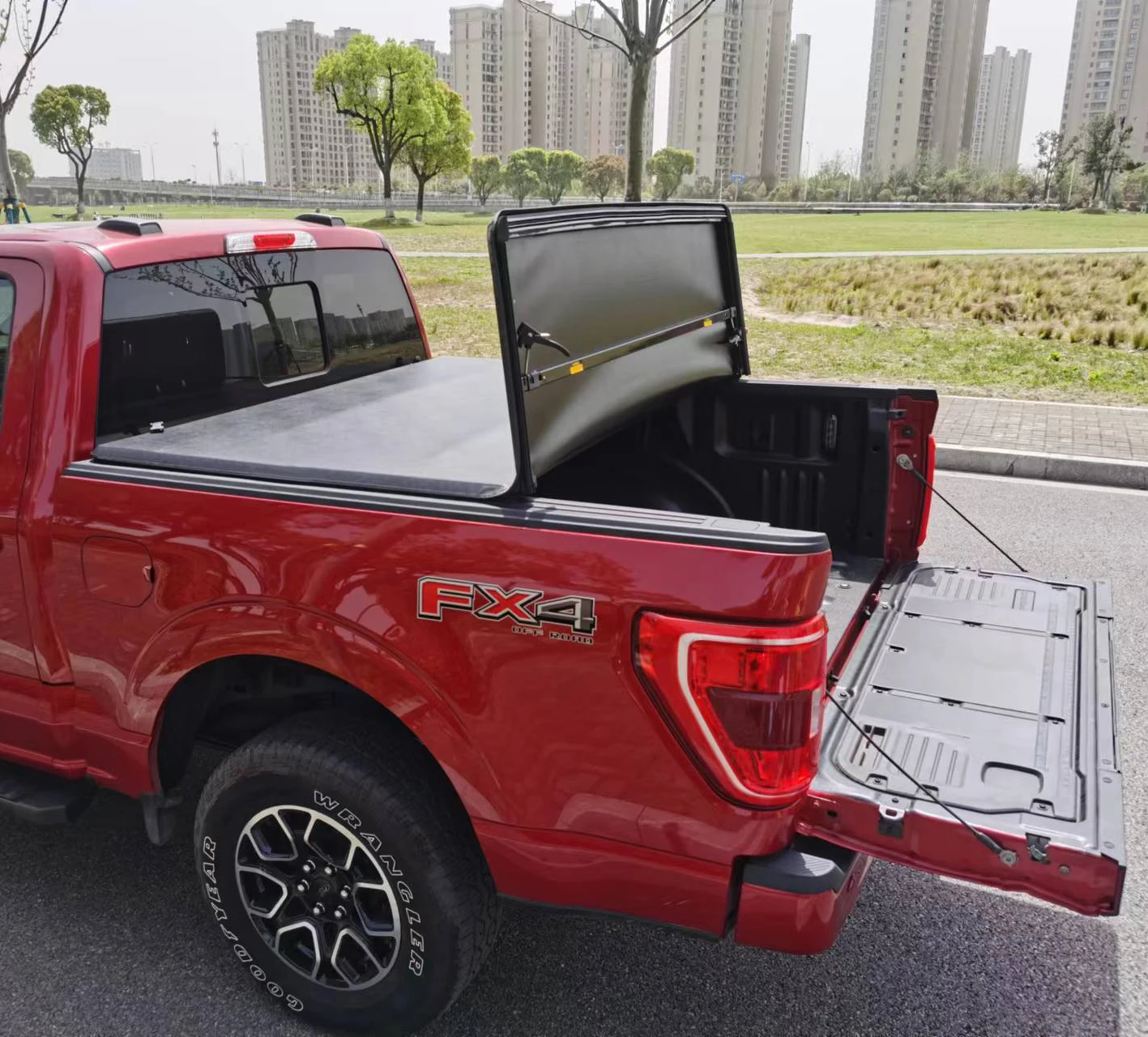 KSCAUTO Hot Selling Soft Tri- Fold Pick up Truck bed Tonneau cover For Chevy Silverado/GMC Sierra 2007-2023