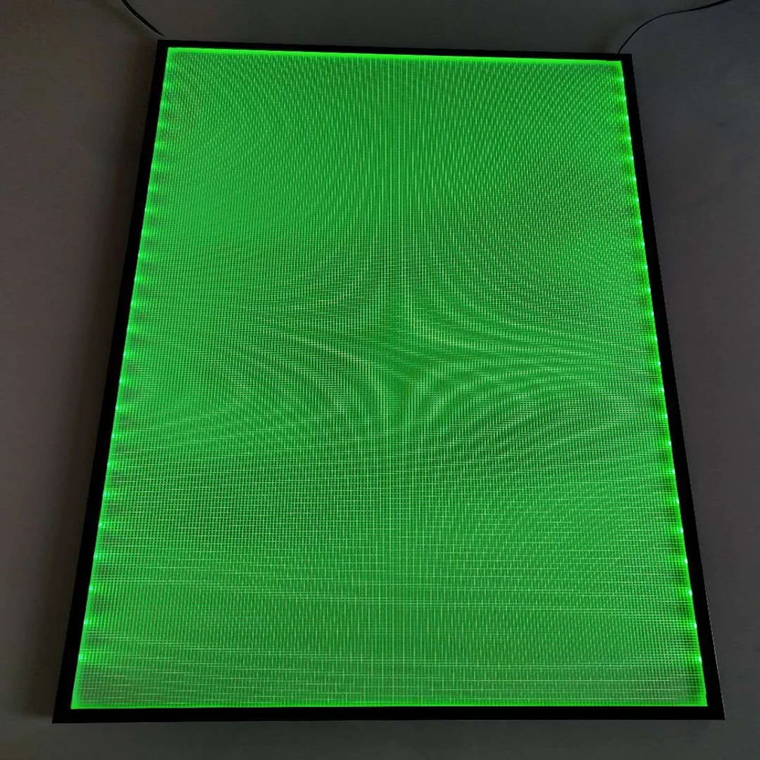 Custom size and shape V cutting edge lit acrylic light guide plate