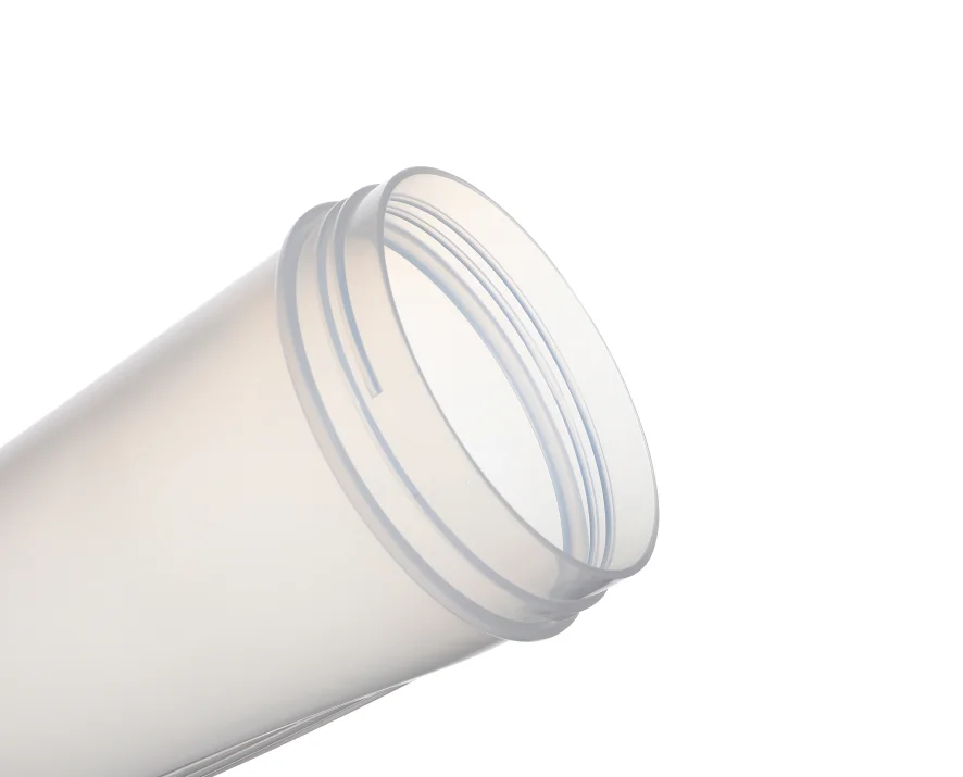 Portable 600ML factory wholesale drinking plastic water bottle gym protein shaker water bottles