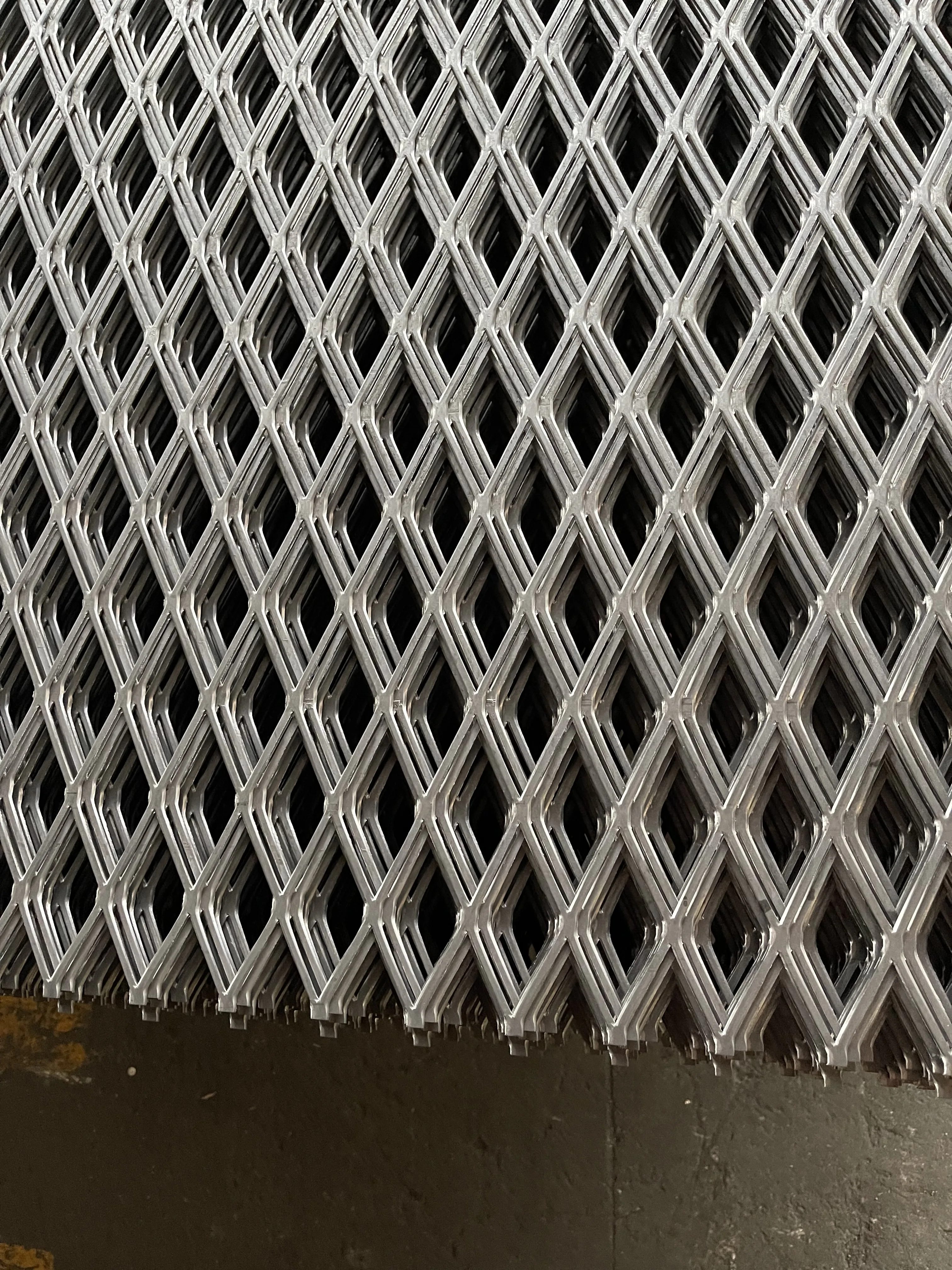304 316 Stainless Steel Expanded Metal Wire Mesh/Expanded Metal Sheet