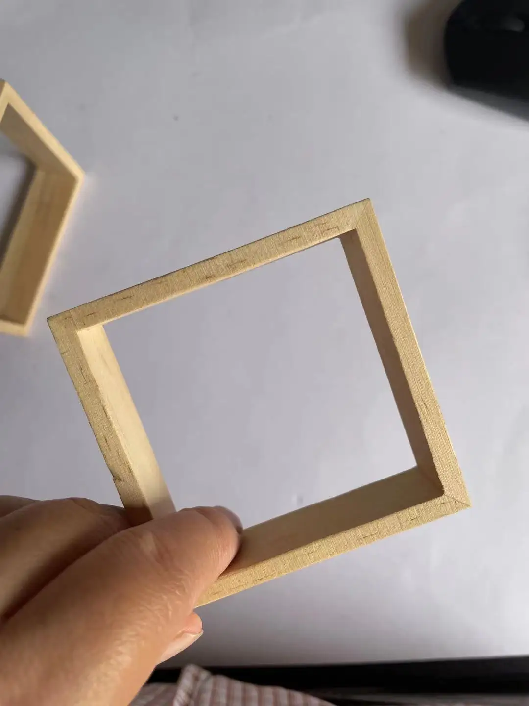 Custom wooden high quality natural log wall frame8x10/12x16 home decoration wooden picture frame