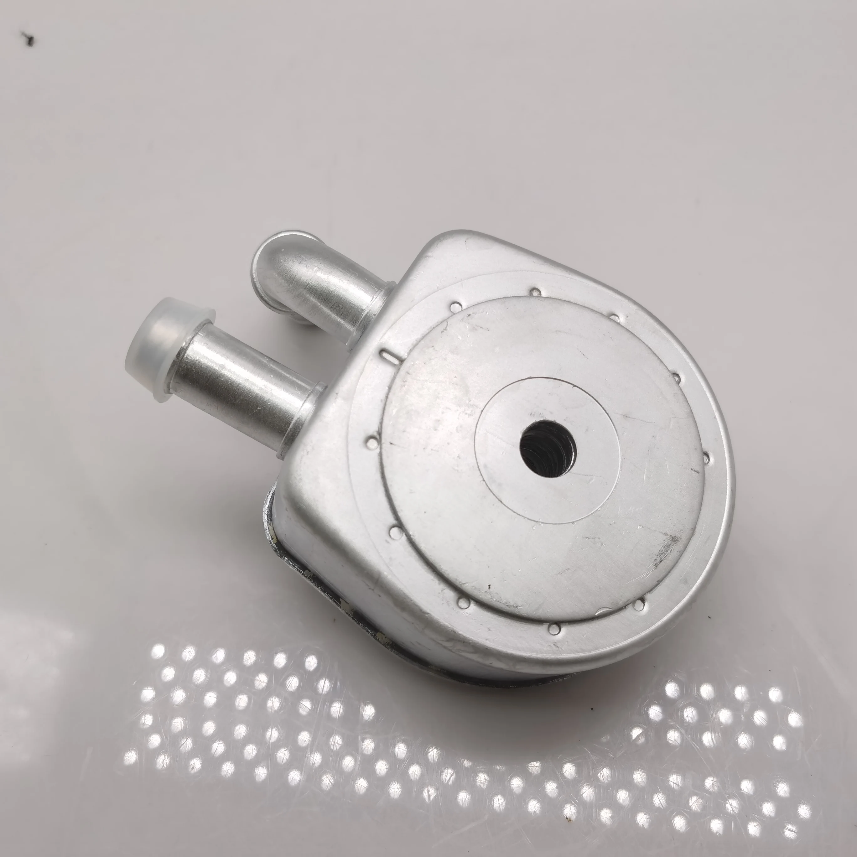 Factory price high quality auto Engine  oil cooler for 2007 Mazda CX-7 2.3 LFD714700