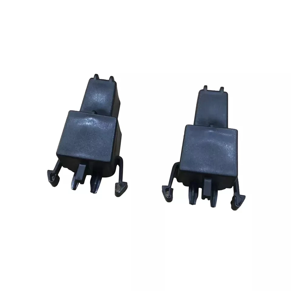 Auto parts front box reinforcement clip is suitable for Tesla model 3 front storage box buckle 1131205-00-C
