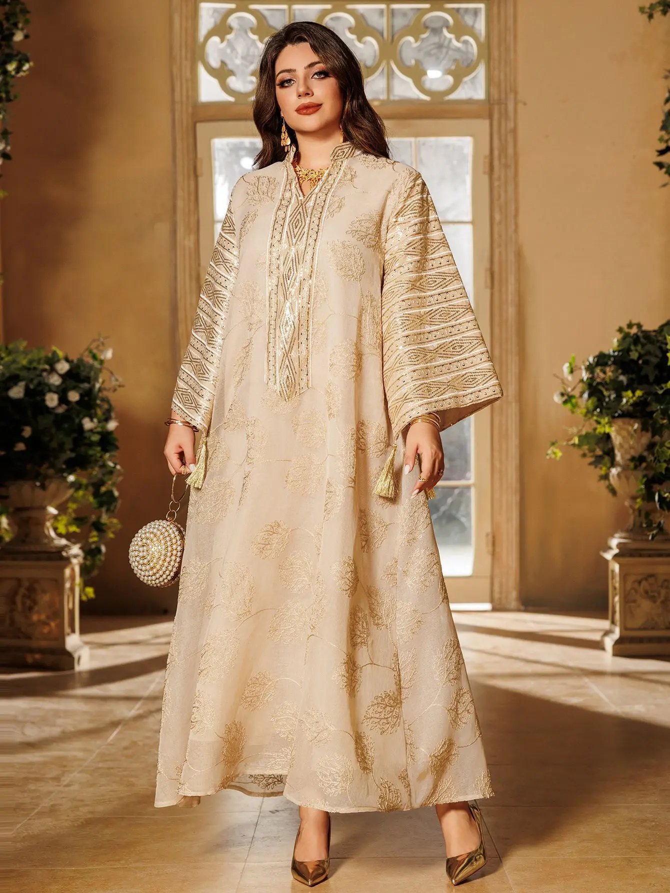 AB423 Luxury Abaya Women Muslim Dress Long Sleeve Embroidered Sequined Robe Middle Eastern Kaftan Dresses Muslim Evening Dress