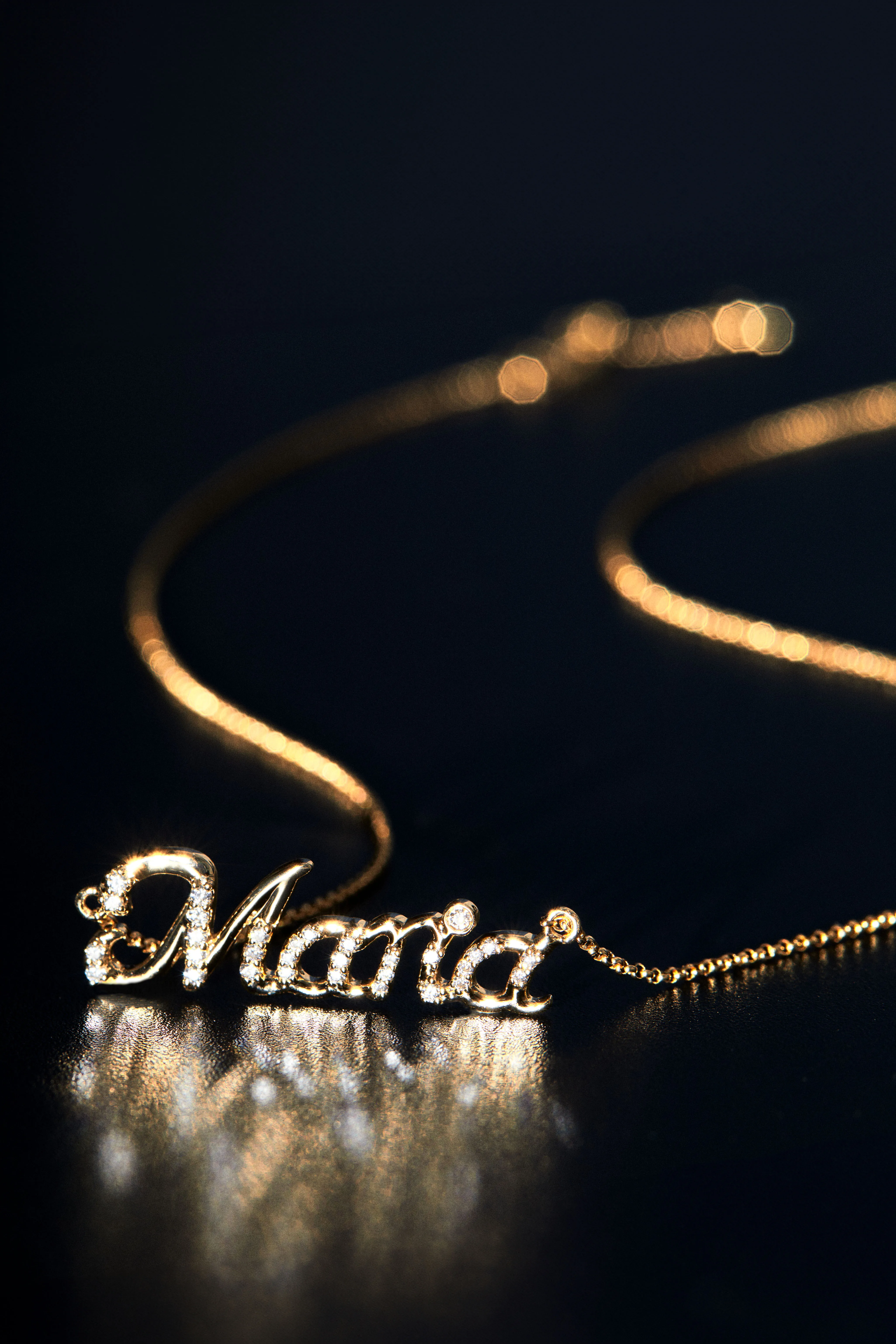 wholesale 2024 Unique 14K 18K Solid Gold letter name necklace with moissanite diamonds stones necklace Gold Jewelry for gift