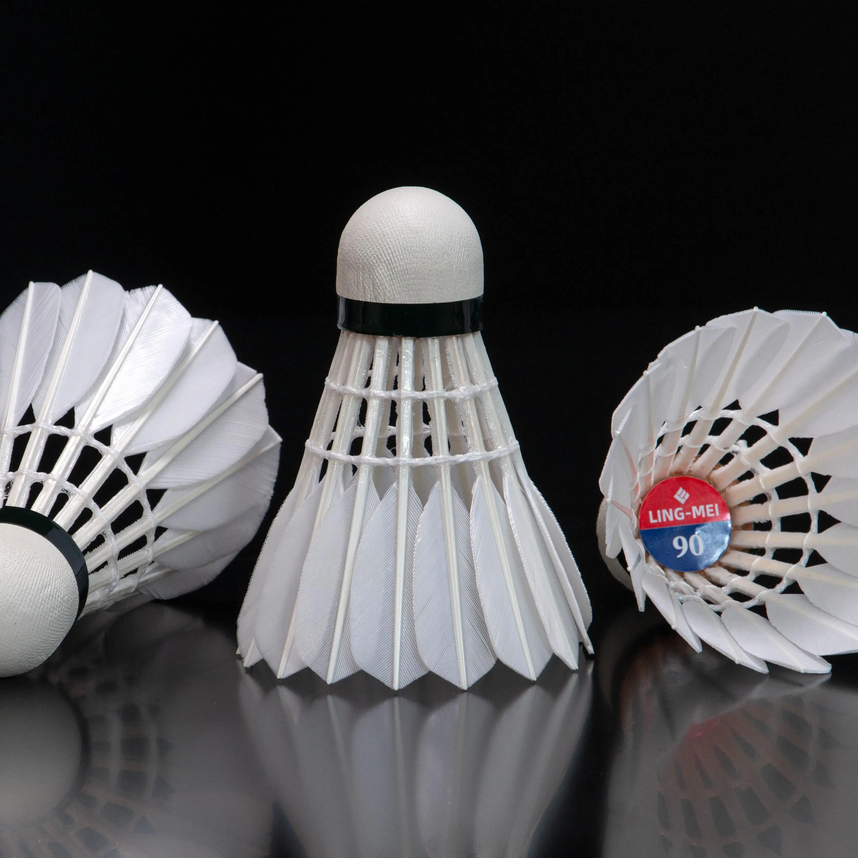 LINGMEI 90 BWF aeroplane eg1130 China factory custom goose feather  badminton shuttlecock