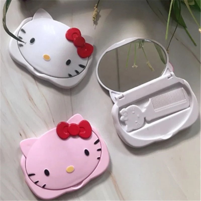 Компактное косметическое зеркало Hello Kitty компактное карманное портативное с расческой для