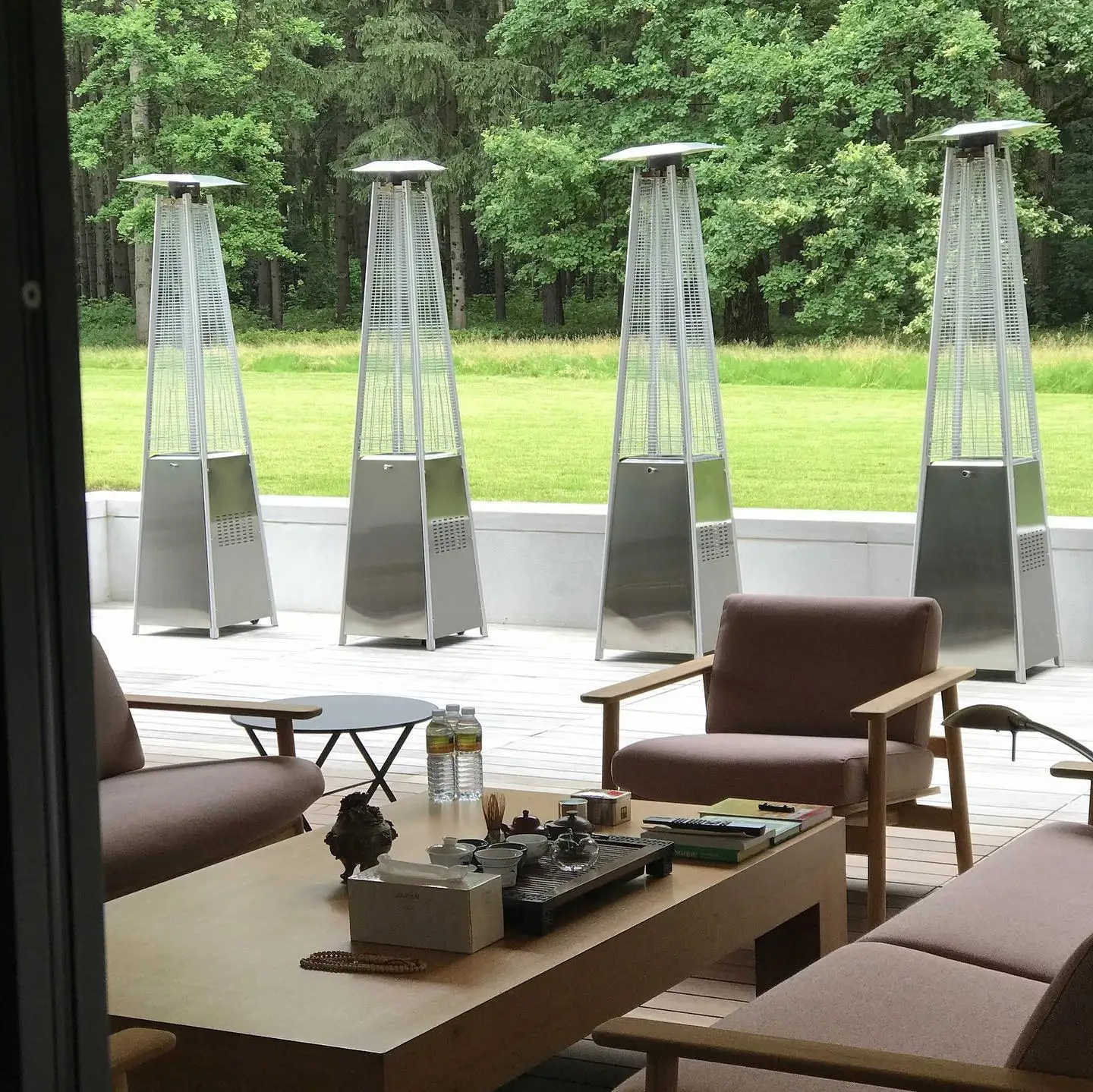 Premium stainless steel pyramid patio heater, freestanding propane gas heater for outdoor warmth