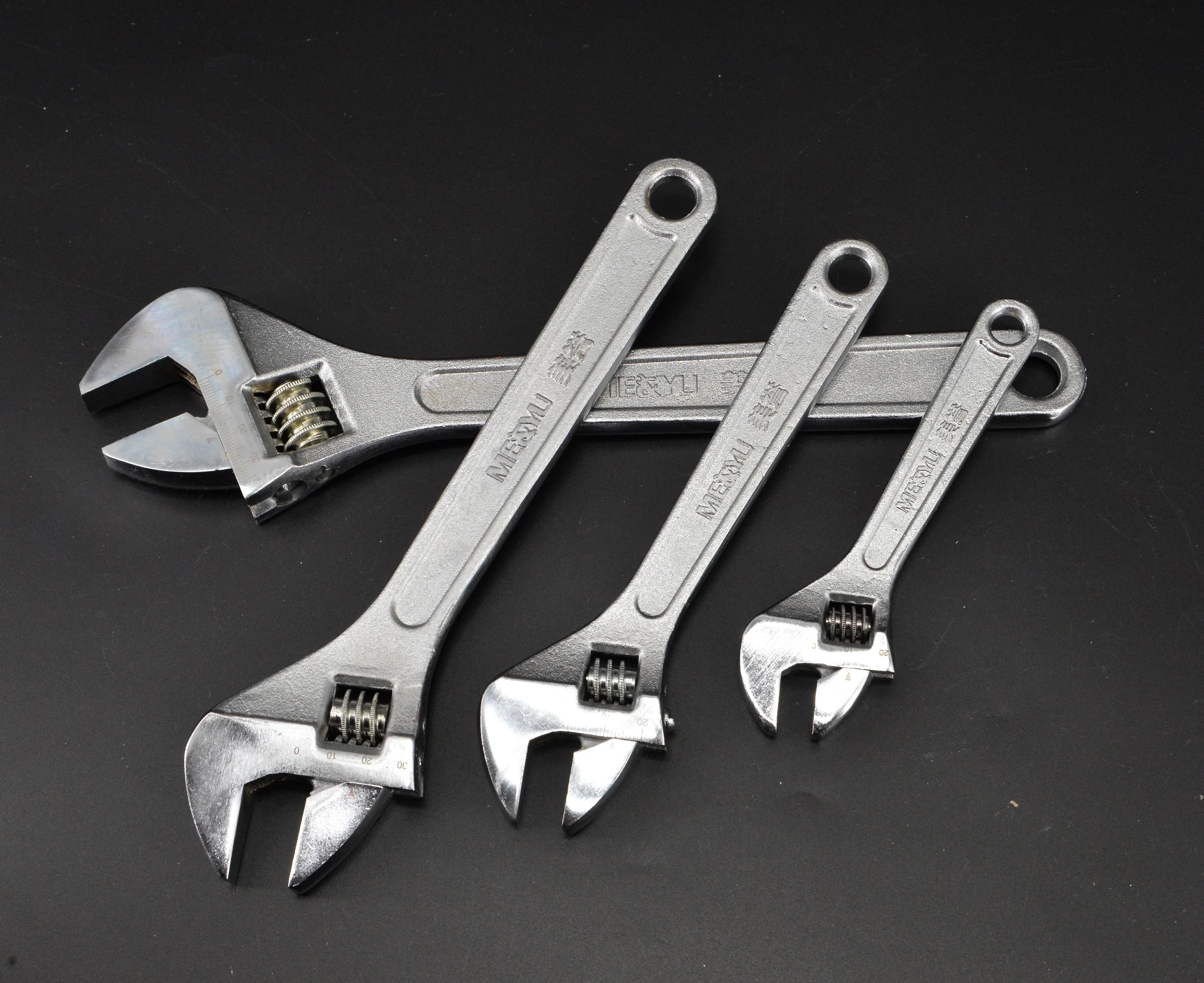 Factory Wholesale High Quality Professional Heavy Duty Tool Universal Multitool Adjustable Wrench Spanner for sale