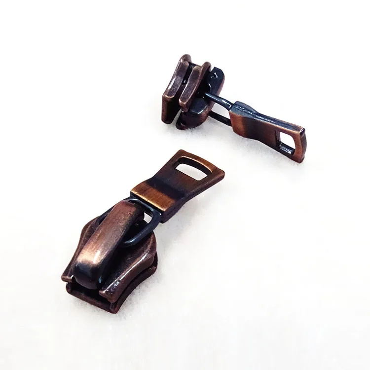 Brand Logo Garment Bag Shoe Auto Lock All Sizes Zipper Head Pull Custom Puller Zipper Slider