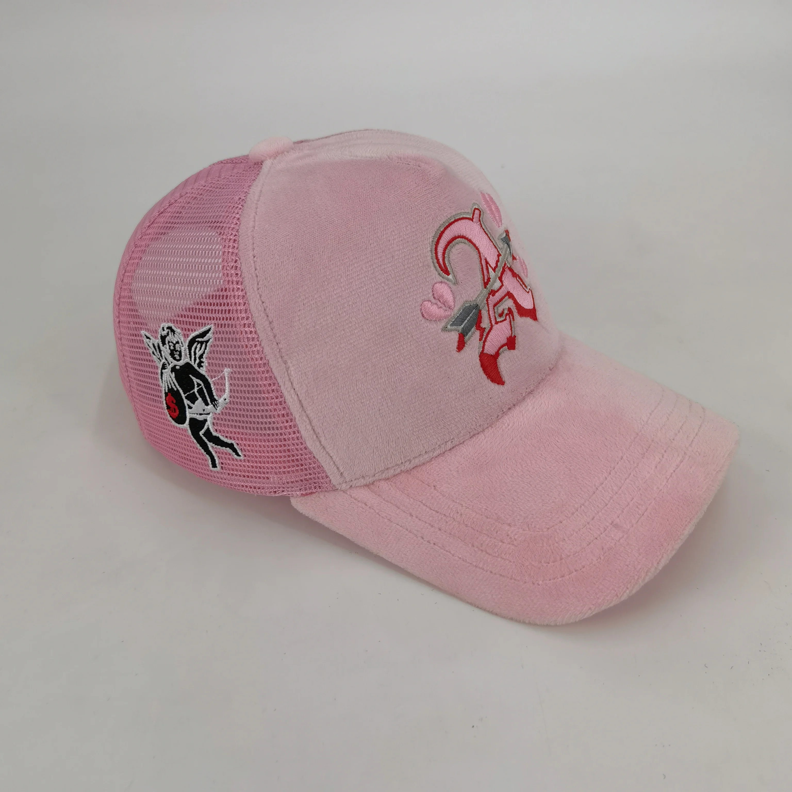 Factory Custom High Quality Velvet Mesh Embroidered Logo Trucker Hat