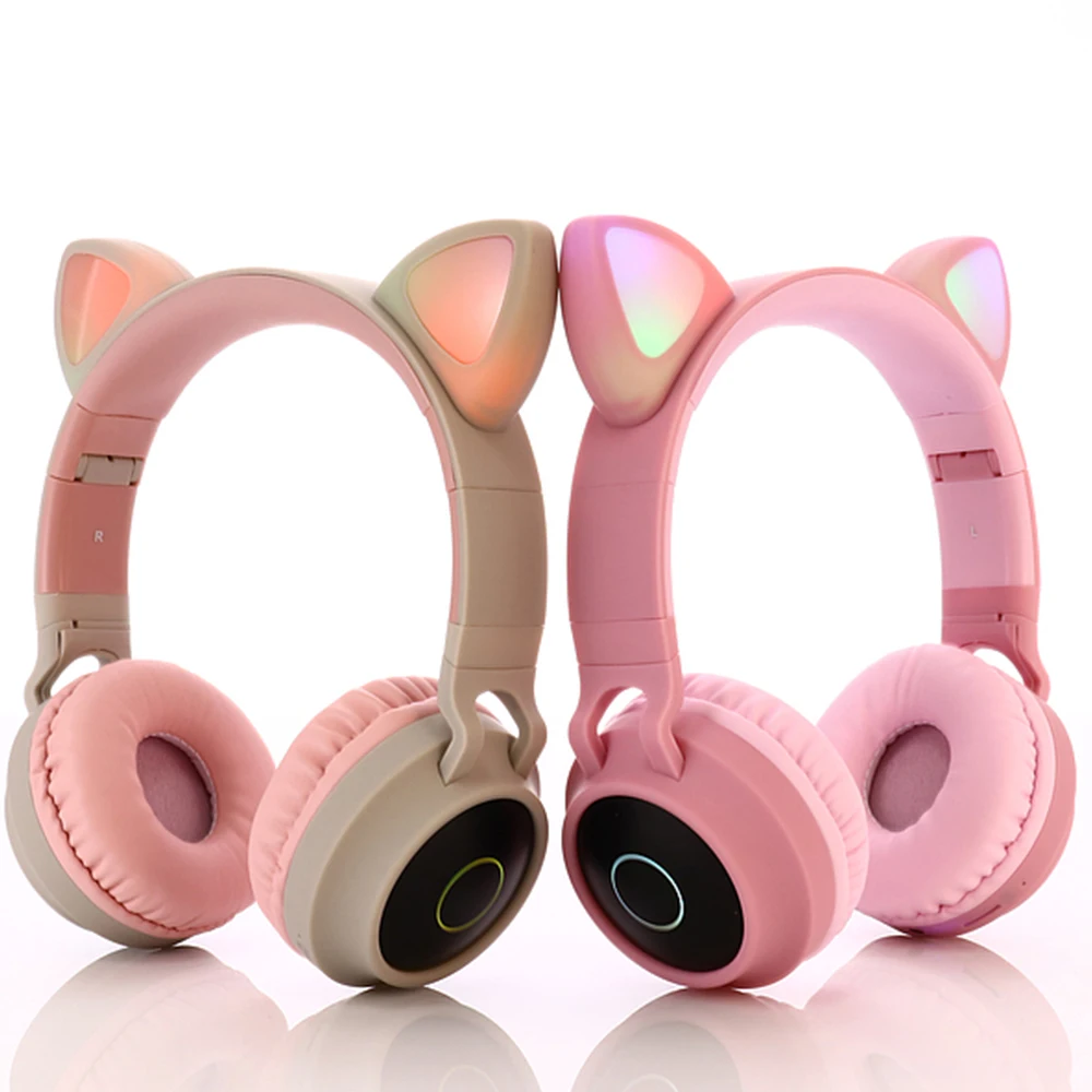 2022 New Fashion Stereo Built in Radio Cheap Cat Ears Headphones Wireless