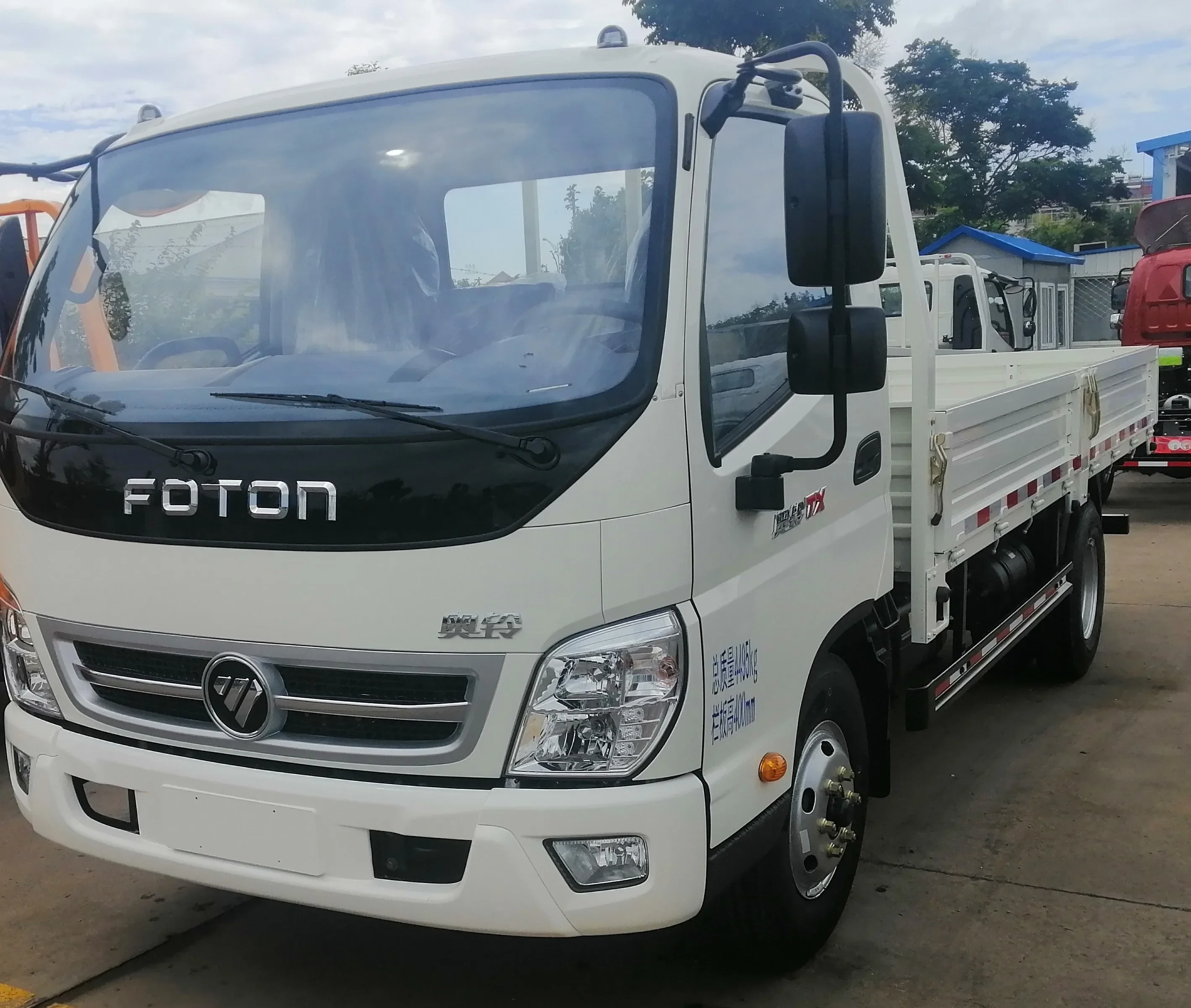 Sale China Foton Oliin TX 4.5ton Single Cab Diesel Vehicle Light Cargo Van Truck