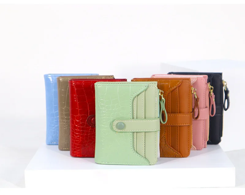 Personalized Small Wallet embossed crocodile pattern leather Women Slim card holder wallet Custom bank card holder Popular