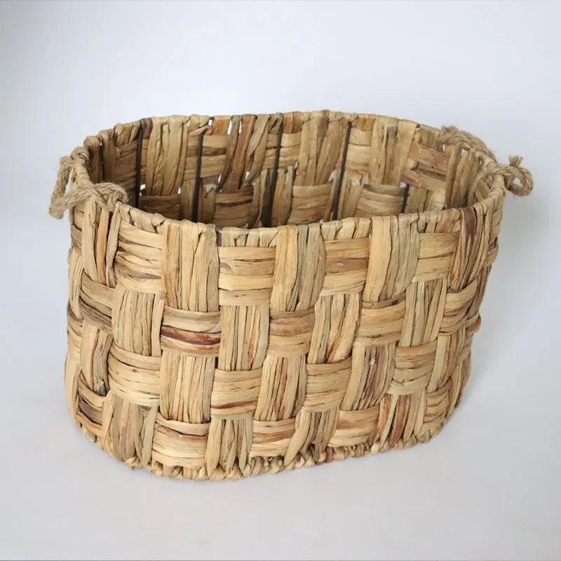 High Capacity Storage Basket Water Hyacinth Weave Straw Decor Basket With Handle