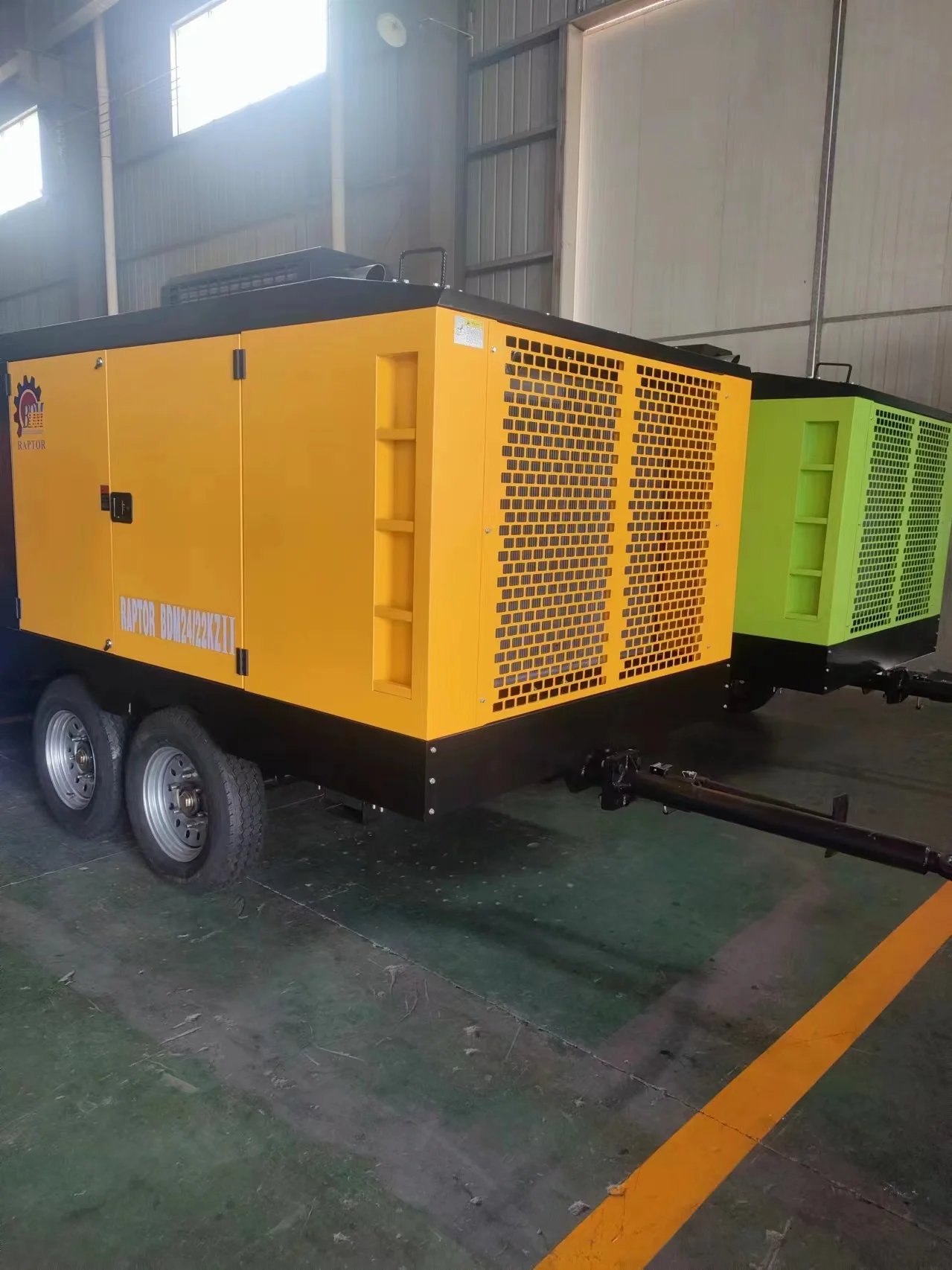 BDM-24/22  screw machine 22bar portable diesel screw air compressor for drilling rig used air compressor