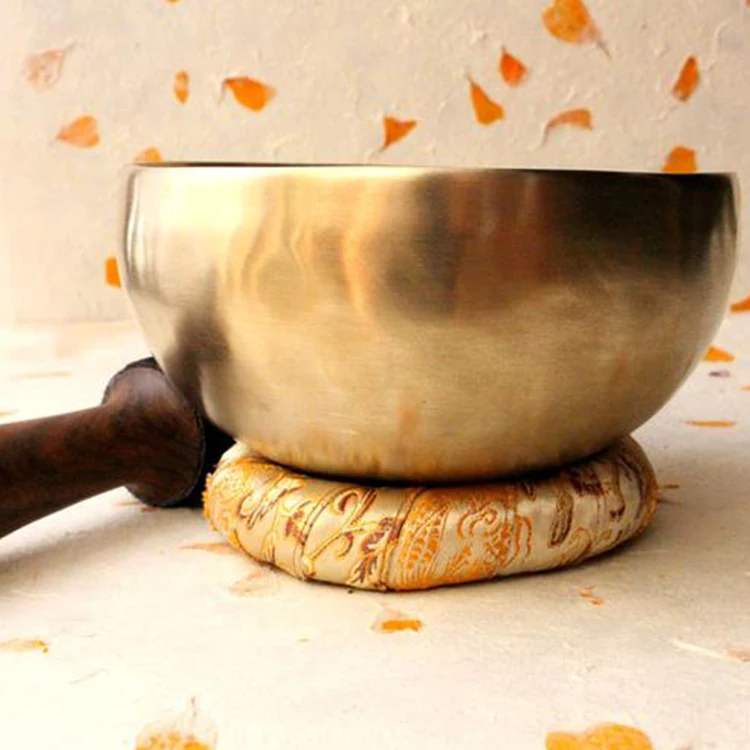 14 cm Plays G Note Zen Singing Bowl along with Cushion and Thick Mallet