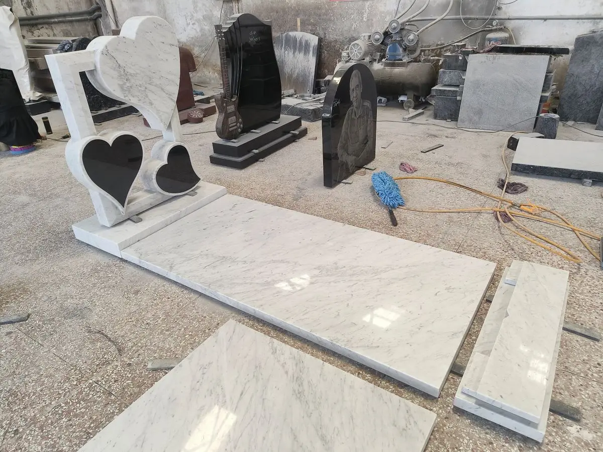 Cheap China Granite French style monument factory headstone tombstone