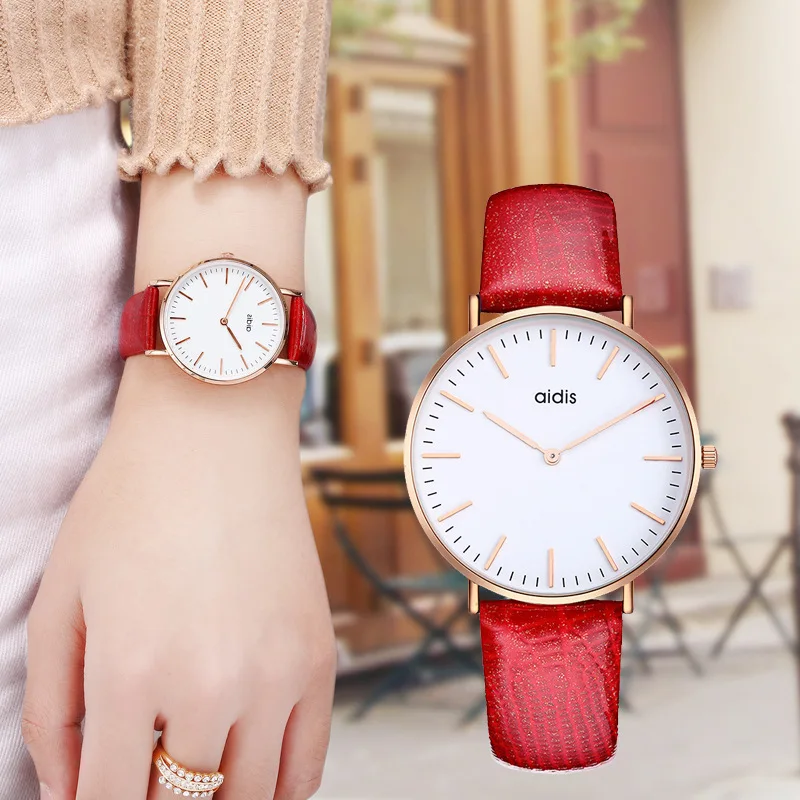 Dropshipping Watch female version of the simple fashion two-pin leather waterproof casual simple quartz watch