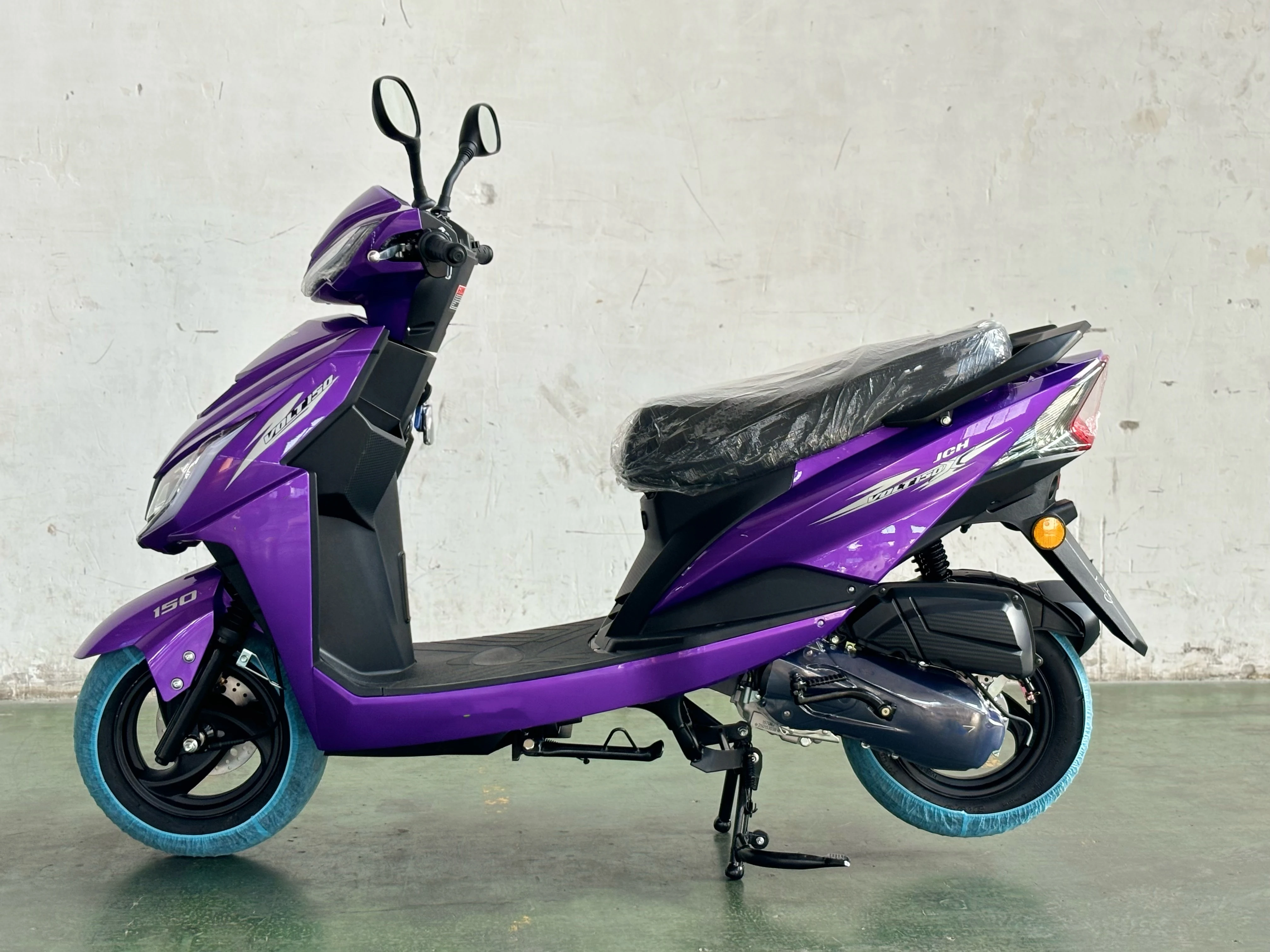 Заводская поставка 4-тактные 125cc 150cc газовые скутеры для взрослых с гидравлическим амортизатором дисковые барабанные тормоза
