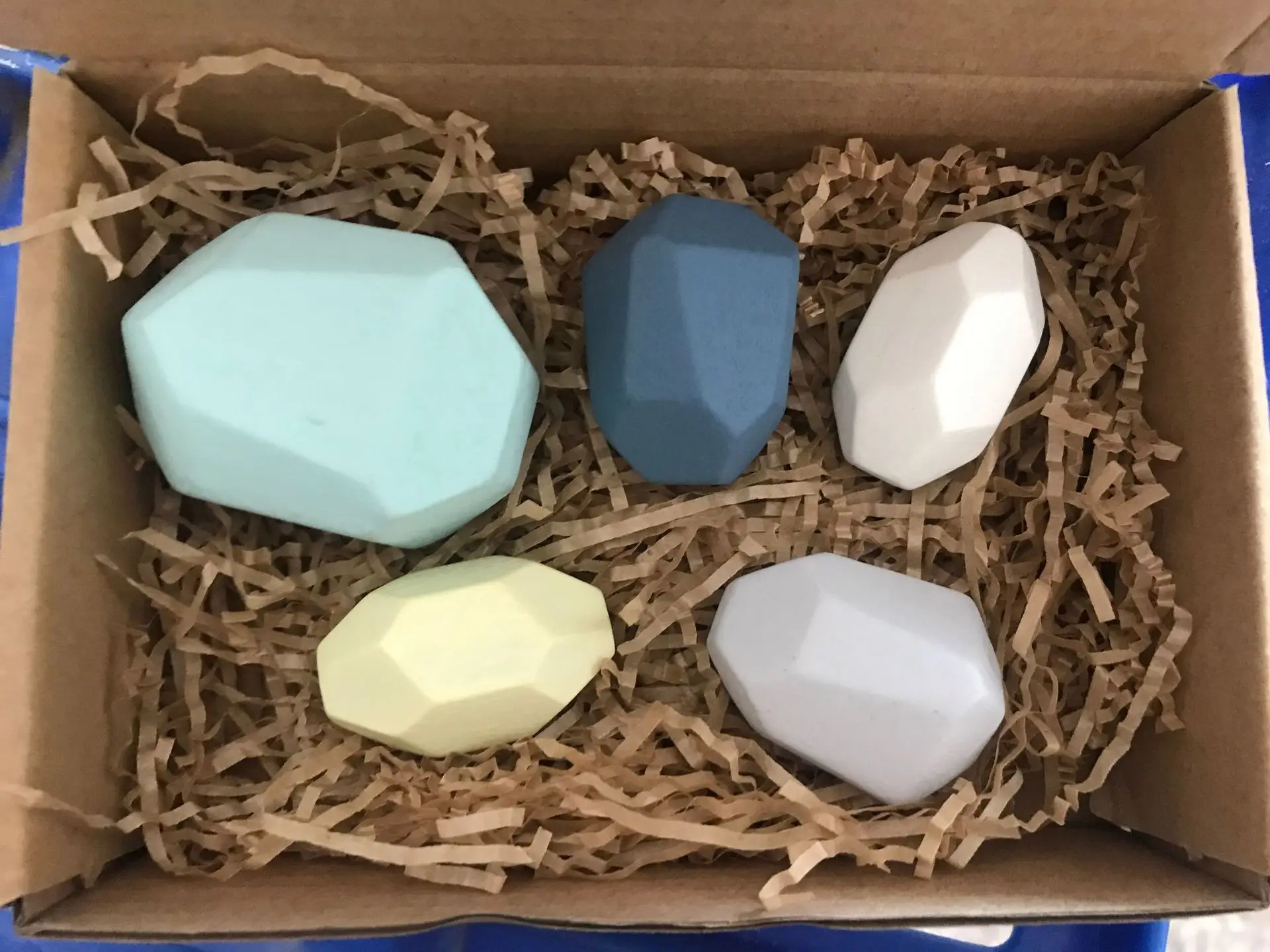 Custom montessori toys wooden sorting and stacking wooden rainbow balancing stacking stones