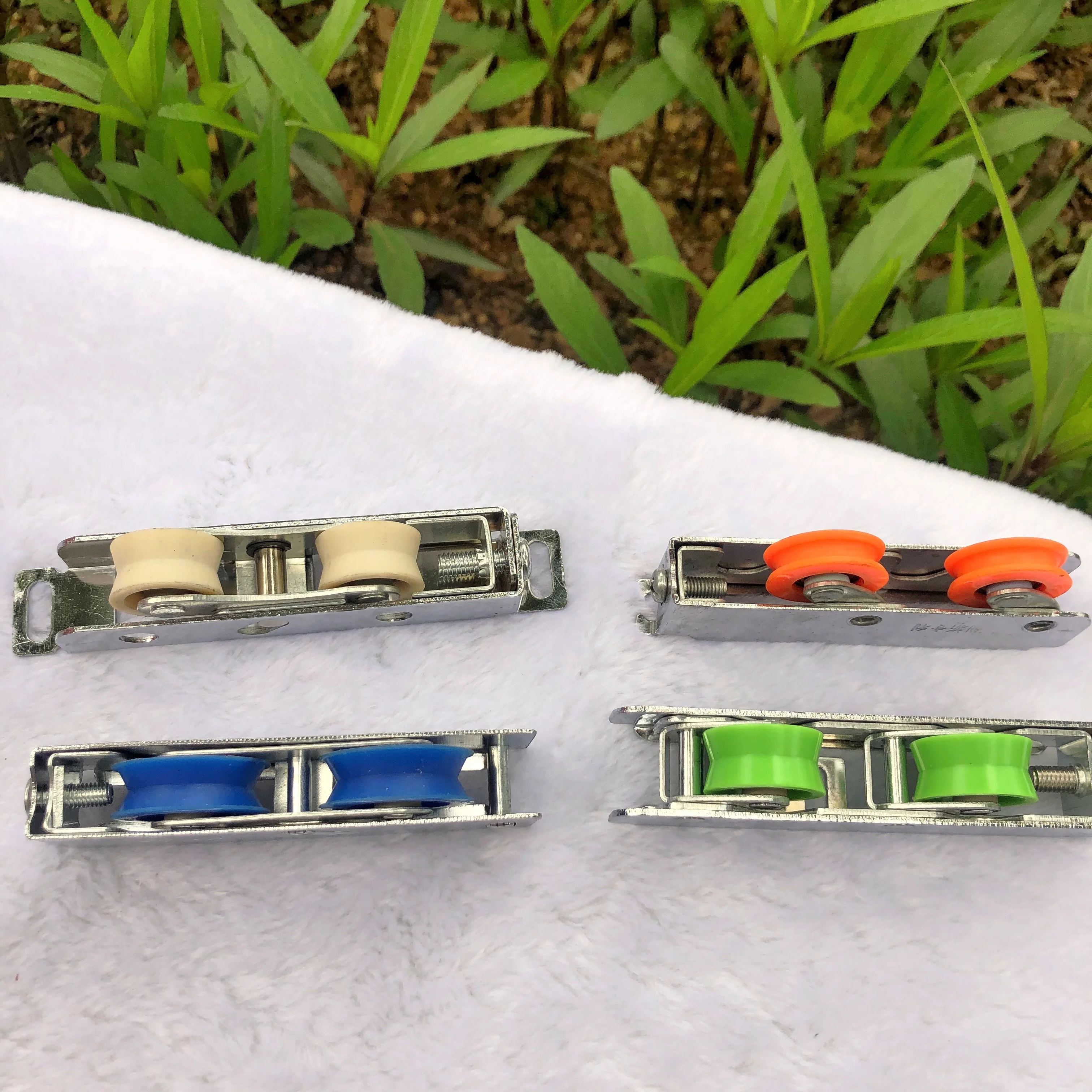 
Newest double pulley sliding long plastic roller wheel for sale 