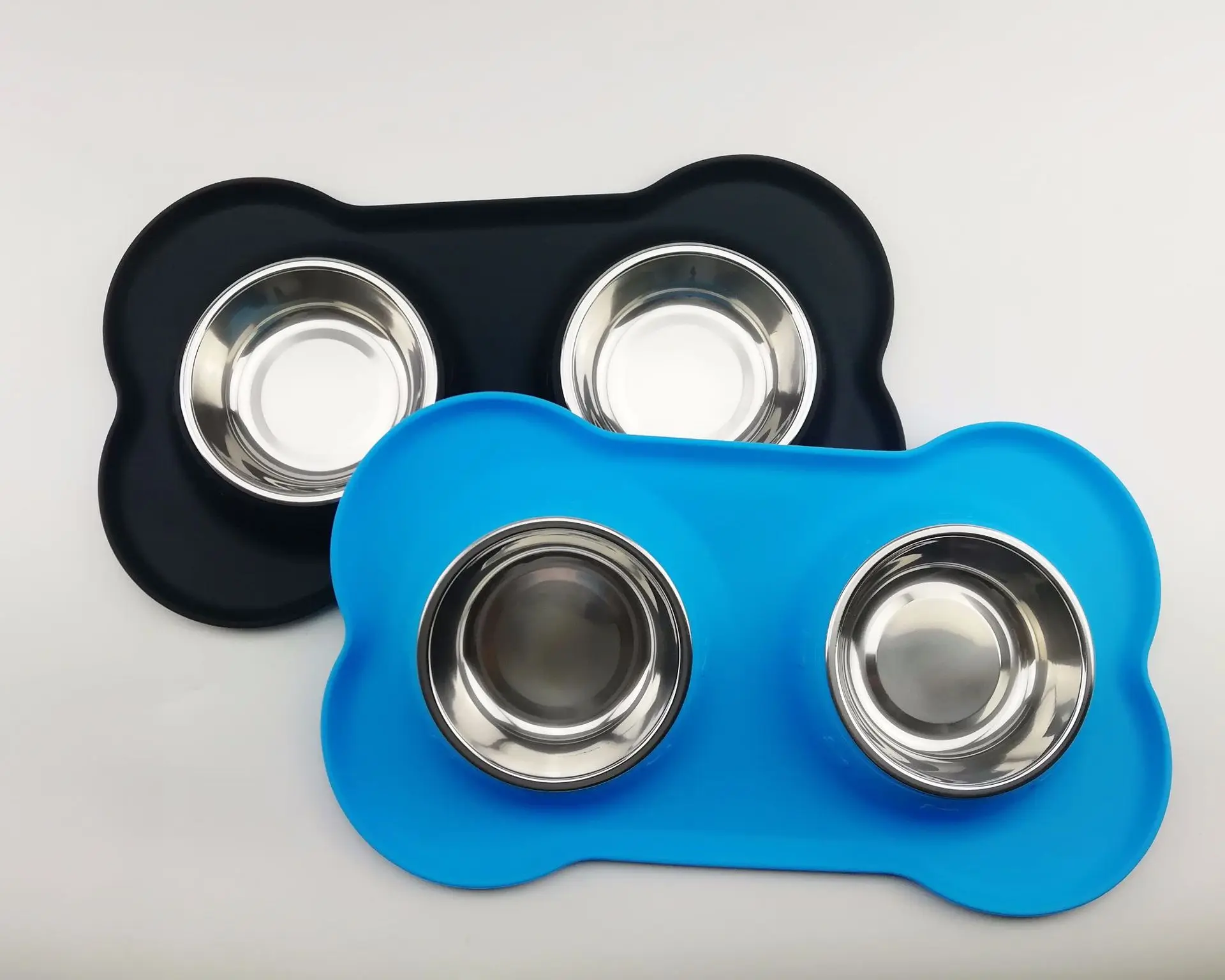 
Dog Bowls Stainless with No Spill Non-Skid Silicone Mat Feeder Bowls Pet Bowl for Dogs Cats and Pets 