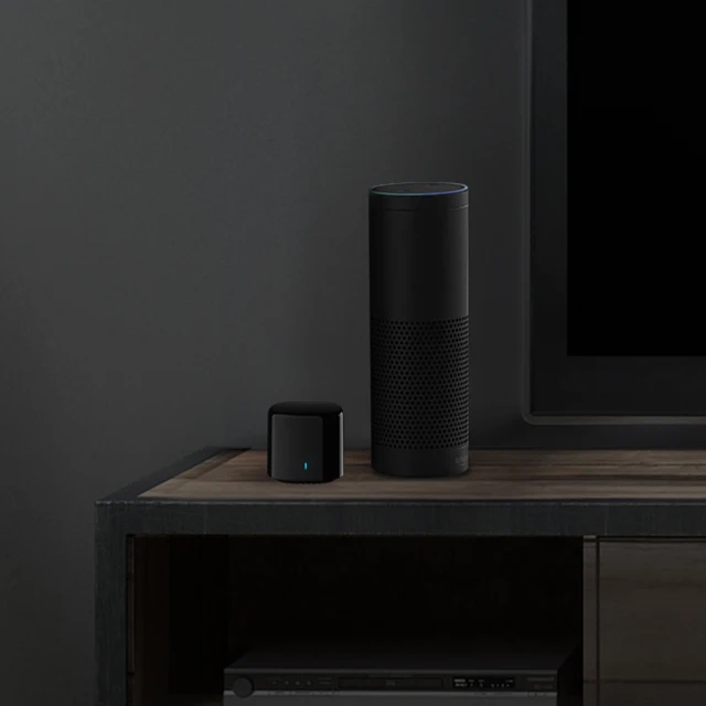 Smart home system BroadLink RM4C mini Wifi universal remote air conditioner controller with mobile phone APP