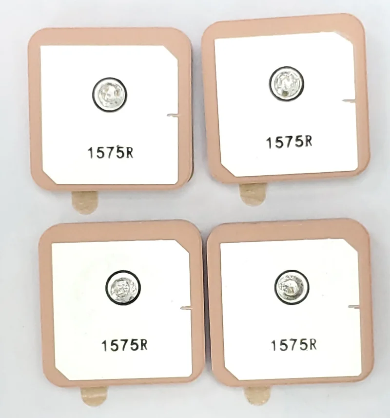 Factory direct sale ceramic chip reader remote small UHF RFID antenna 25X25X4 1575.42MHz