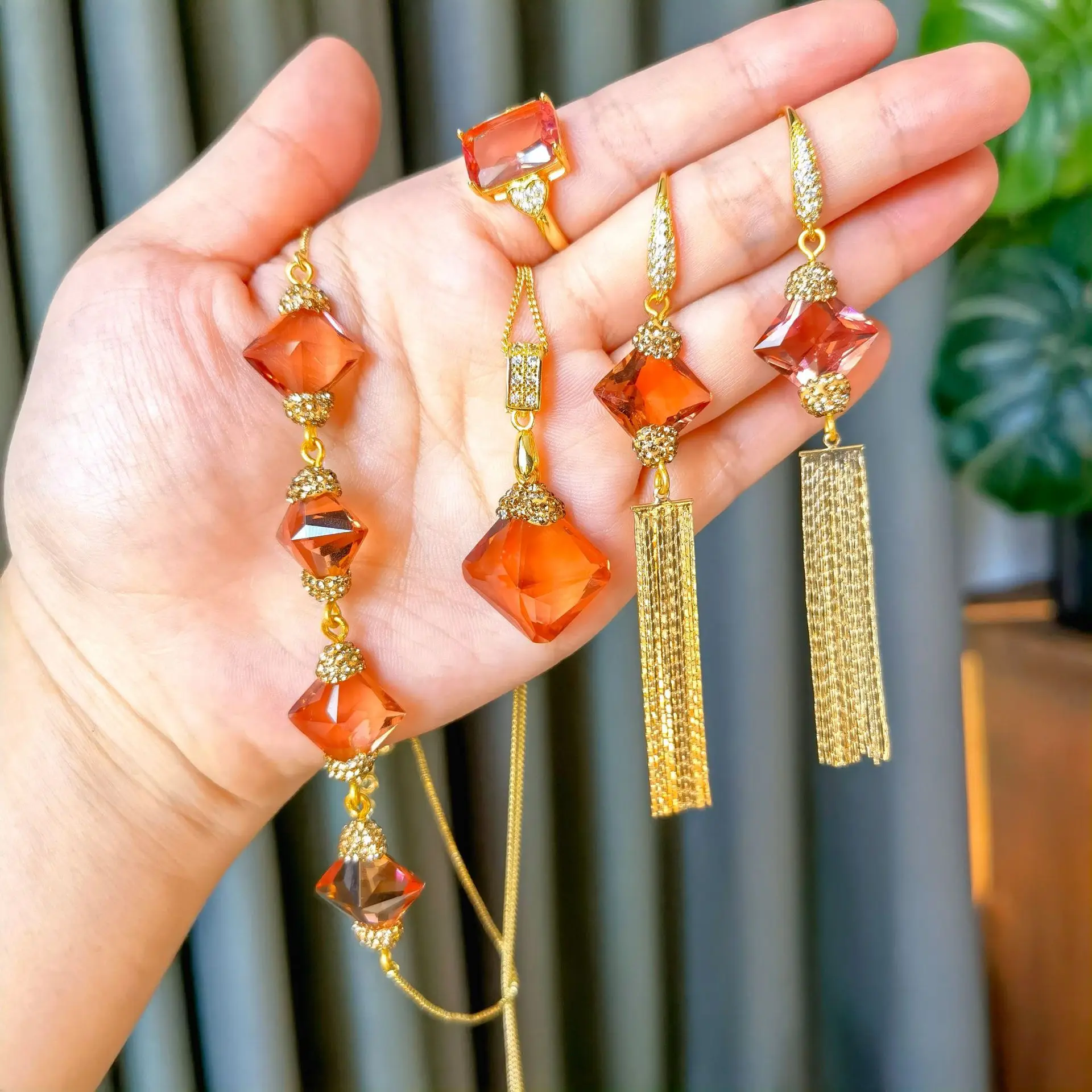 Wuzhou artificial gemstone spot direct supply of chromatic stone/baumite Sudan stone set wholesale accessories for jewelry