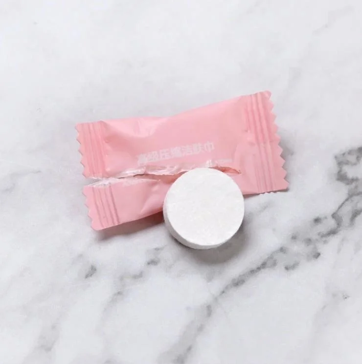 50pcs Disposable Towel Compressed Portable Travel Non-woven Face Towel Water Wet Wipe Outdoor Moistened Tissues Candy Towels