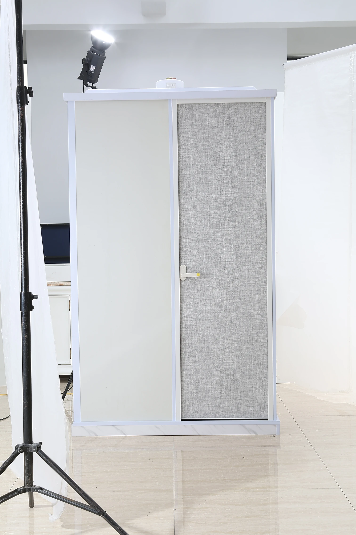 China Factory Direct Modern Sliding Integrated Bathroom Modular Multi-Functional One Toilet Basin Acrylic Portable Shower Room