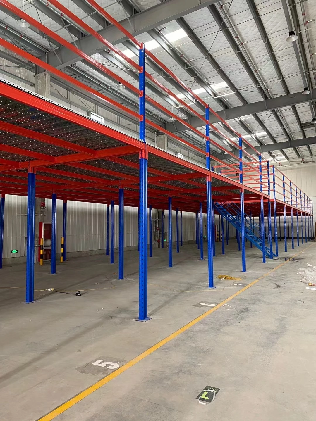 Factory Direct customized used Selling Multi Racking System Storage Rack Shelf For The Garage