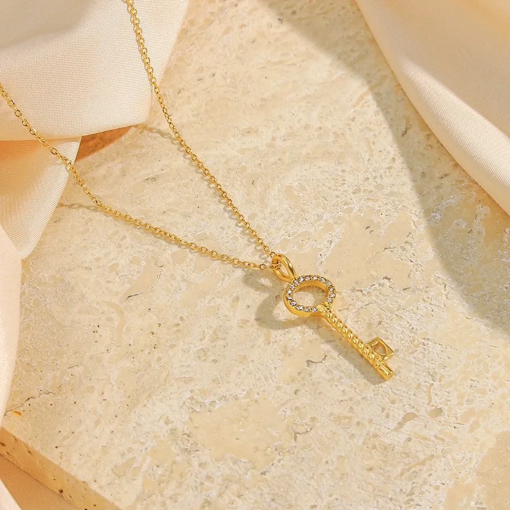 Ins Korean Gold Plated Stainless Steel Key Pendant Necklace Titanium Steel CZ Cubic Zirconia Key Necklace For Party