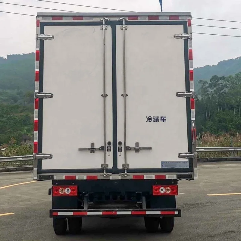 2023 Foton 4X2 3Ton 5Ton Freezer Cooling Truck Cold Food Transport Refrigerated Truck for Sale